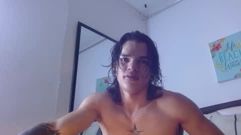 Snapshot of albertbernal69 chatting on 10/03/25, 03:47 Albert online show from 10/03/25, 03:47