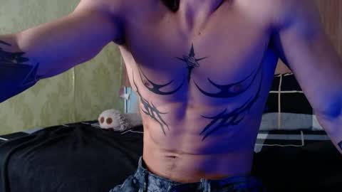 Snapshot of albertbernal69 chatting on 10/05/25, 03:49 Albert online show from 10/05/25, 03:49