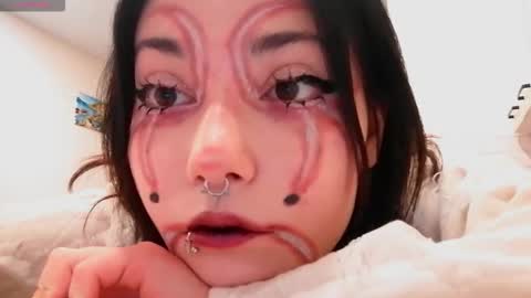 Snapshot of alberthamazierski chatting on 10/11/25, 05:11 Im Katrina online show from 10/11/25, 05:11