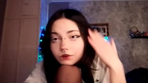 Snapshot of alberthamazierski chatting on 10/18/25, 04:41 Im Katrina online show from 10/18/25, 04:41