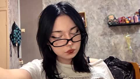 Snapshot of alberthamazierski chatting on 11/07/25, 03:23 Im Katrina online show from 11/07/25, 03:23