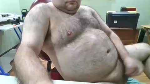 Snapshot of albertle345 chatting on 10/19/25, 05:46 albertle345 online show from 10/19/25, 05:46