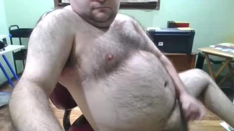 Snapshot of albertle345 chatting on 12/01/25, 12:43 albertle345 online show from 12/01/25, 12:43