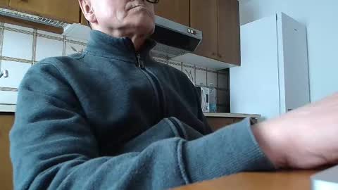 alberto21618 online show from 03/01/26, 03:47