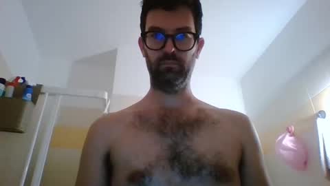 Snapshot of albertodivenire chatting on 12/07/24, 12:35 albertodivenire online show from 12/07/24, 12:35