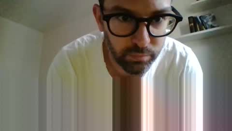 Snapshot of albertodivenire chatting on 02/08/25, 03:21 albertodivenire online show from 02/08/25, 03:21