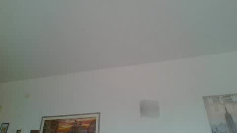 Snapshot of albertodivenire chatting on 02/23/25, 11:44 albertodivenire online show from 02/23/25, 11:44