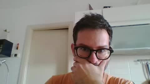 Snapshot of albertodivenire chatting on 03/09/25, 01:59 albertodivenire online show from 03/09/25, 01:59