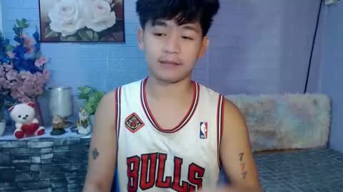 Snapshot of albertx_destroyer69 chatting on 05/07/26, 12:27 Albert online show from 05/07/26, 12:27
