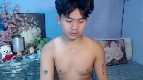 Snapshot of albertx_destroyer69 chatting on 05/12/26, 12:52 Albert online show from 05/12/26, 12:52