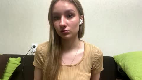 Lina   online show from 03/25/26, 02:34