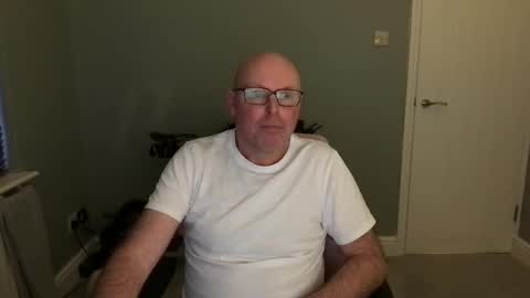 Snapshot of alc300170 chatting on 01/08/25, 07:55 alc300170 online show from 01/08/25, 07:55