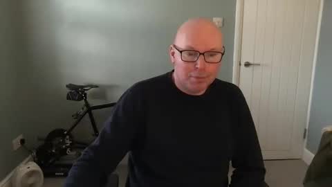 Snapshot of alc300170 chatting on 02/19/25, 09:17 alc300170 online show from 02/19/25, 09:17