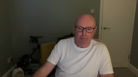 Snapshot of alc300170 chatting on 02/24/25, 08:17 alc300170 online show from 02/24/25, 08:17