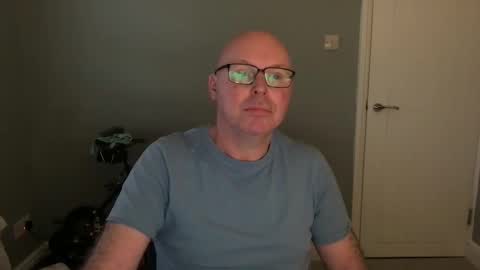 Snapshot of alc300170 chatting on 03/10/25, 07:42 alc300170 online show from 03/10/25, 07:42