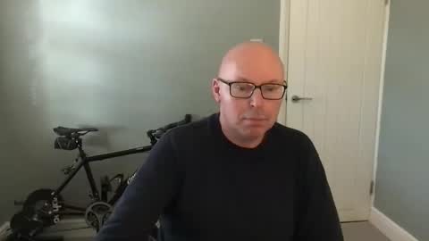 Snapshot of alc300170 chatting on 09/30/25, 08:19 alc300170 online show from 09/30/25, 08:19