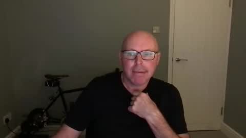 Snapshot of alc300170 chatting on 10/01/25, 05:57 alc300170 online show from 10/01/25, 05:57