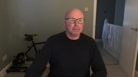 Snapshot of alc300170 chatting on 10/27/25, 07:01 alc300170 online show from 10/27/25, 07:01