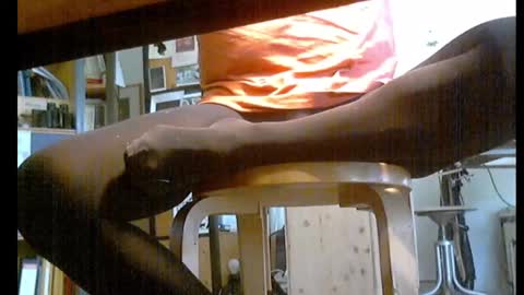 aldolechat online show from 10/05/25, 06:56