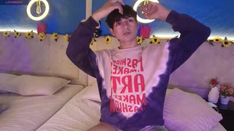 ale_aurarashi online show from 03/29/26, 08:14