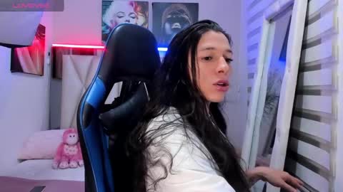 ale_noah_xxx online show from 01/03/25, 06:44