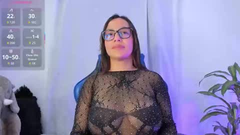 aleaa  online show from 10/22/25, 11:04