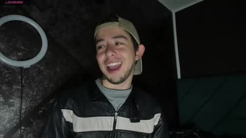 ALEC ANDREWS online show from 03/01/25, 07:26