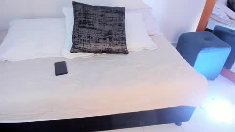 aleexiiaa online show from 09/27/25, 01:16