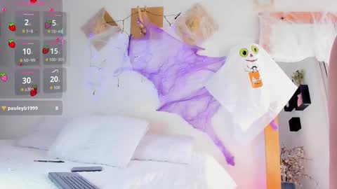 aleexiiaa online show from 10/25/25, 12:56