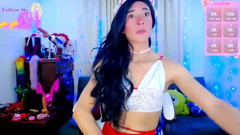 Snapshot of aleexx___ chatting on 10/31/25, 08:59 Alex online show from 10/31/25, 08:59