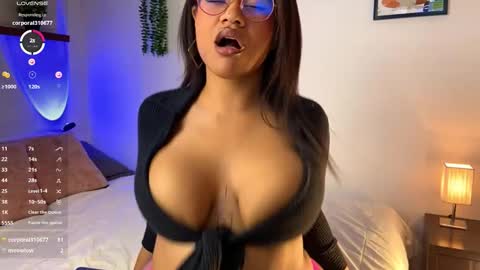 Aleia online show from 11/07/25, 06:13