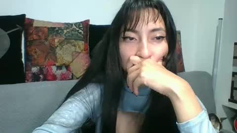 Snapshot of aleinad_d chatting on 03/07/25, 04:35 alex online show from 03/07/25, 04:35