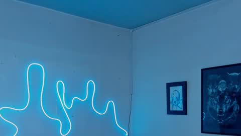 Snapshot of aleja1214 chatting on 10/28/25, 04:49 Alejandra online show from 10/28/25, 04:49