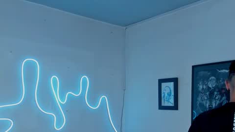 Snapshot of aleja1214 chatting on 11/14/25, 04:44 Alejandra online show from 11/14/25, 04:44