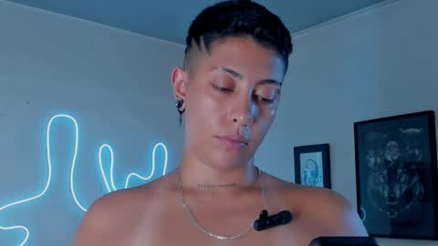 Snapshot of aleja1214 chatting on 11/27/25, 02:24 Alejandra online show from 11/27/25, 02:24