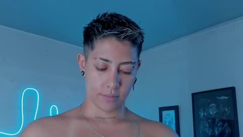 Snapshot of aleja1214 chatting on 01/07/26, 01:52 Alejandra online show from 01/07/26, 01:52