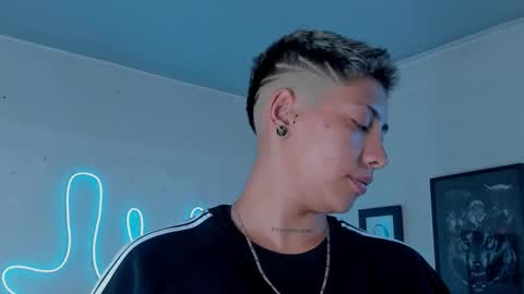 Snapshot of aleja1214 chatting on 01/10/26, 04:25 Alejandra online show from 01/10/26, 04:25