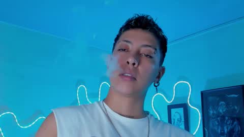 Snapshot of aleja1214 chatting on 02/05/26, 02:38 Alejandra online show from 02/05/26, 02:38