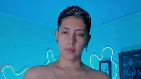 Snapshot of aleja1214 chatting on 02/23/26, 12:19 Alejandra online show from 02/23/26, 12:19