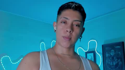 Snapshot of aleja1214 chatting on 03/22/26, 12:03 Alejandra online show from 03/22/26, 12:03