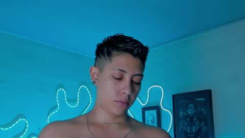 Snapshot of aleja1214 chatting on 04/08/26, 08:53 Alejandra online show from 04/08/26, 08:53