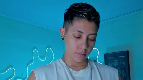 Snapshot of aleja1214 chatting on 04/11/26, 05:17 Alejandra online show from 04/11/26, 05:17