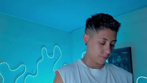 Snapshot of aleja1214 chatting on 04/21/26, 09:50 Alejandra online show from 04/21/26, 09:50