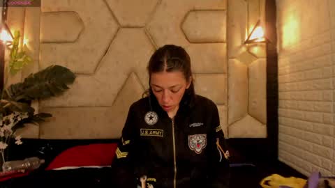 aleja__slav3 online show from 04/16/26, 09:37