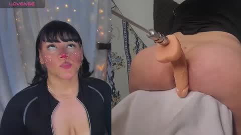 Snapshot of aleja_rossi chatting on 12/17/25, 03:34 Aleja online show from 12/17/25, 03:34