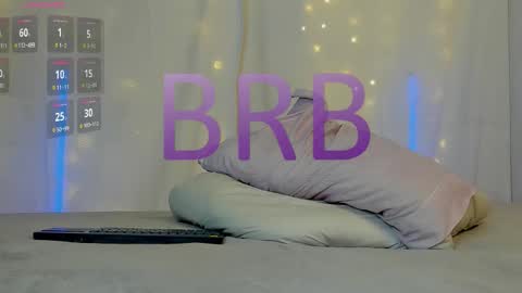 Snapshot of aleja_rossi chatting on 03/26/26, 11:27 Aleja online show from 03/26/26, 11:27