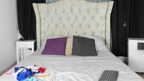 Snapshot of aleja_spearsx chatting on 06/20/26, 12:08 Alejandra online show from 06/20/26, 12:08