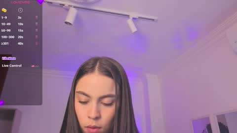 Alejandra online show from 03/25/26, 11:16