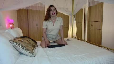 Snapshot of alejadollts chatting on 04/28/26, 12:20 ALEJADOLLTS online show from 04/28/26, 12:20