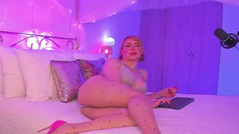 ALEJADOLLTS online show from 07/07/26, 12:57